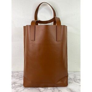Everlane Day Magazine Leather Tote in Cognac
